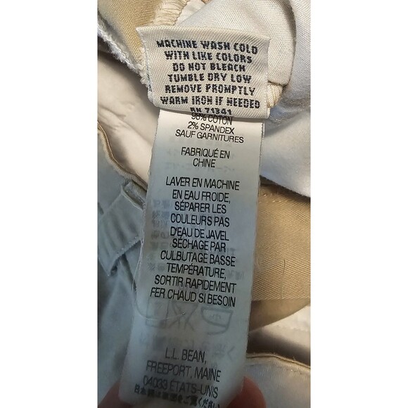 LL Bean Womens Shorts Size 8 Reg Classic Fit Khaki Tan Outdoors Hiking Stretch - Picture 8 of 11